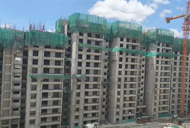 Tower – F: Fourteenth floor slab casting completed