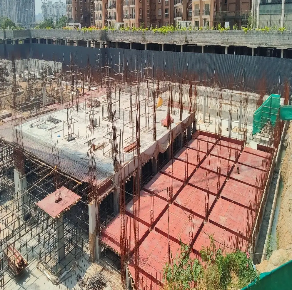 Podium - Upper basement Columns and Slabs in progress