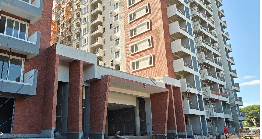 Clubhouse - External finishing and MCM works in progress