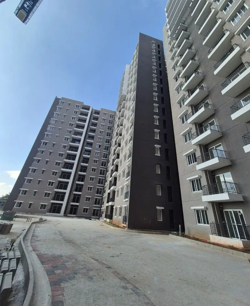 IVORY PHASE 1 G & H TOWER