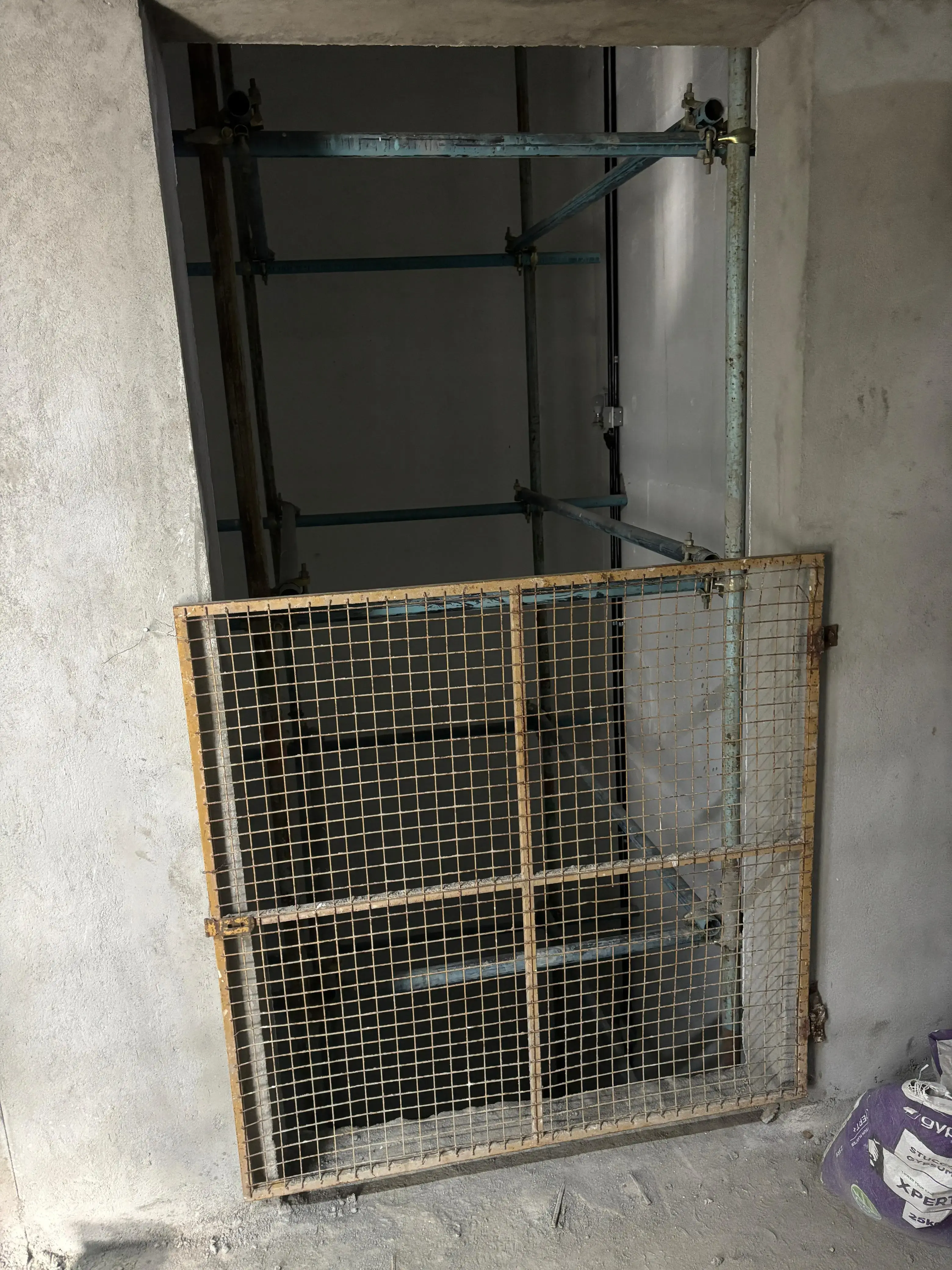 Brigade El Dorado - Aurum - Wing B - Milestone Release -"On Commencement Installation of Lift" - Status as on 26th