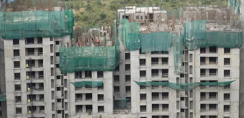 TOWER – H: Ninth floor slab completed.