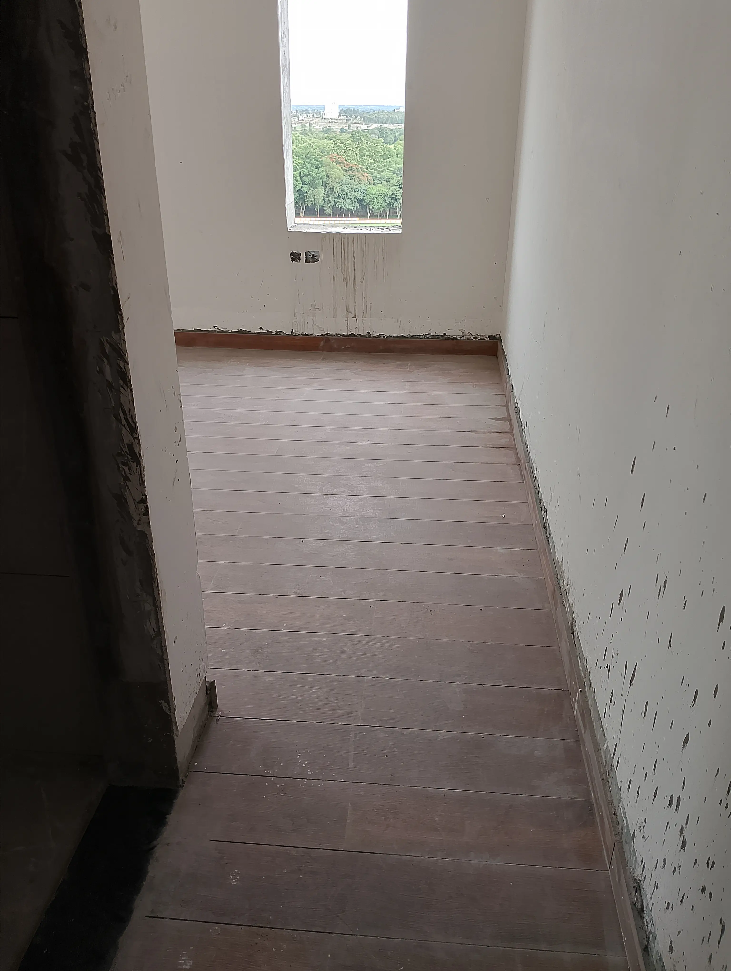 Tower E - Milestone Release -"On Commencement of flooring/tiling  Ground Floor to 7th Floor" - Status as on 27th