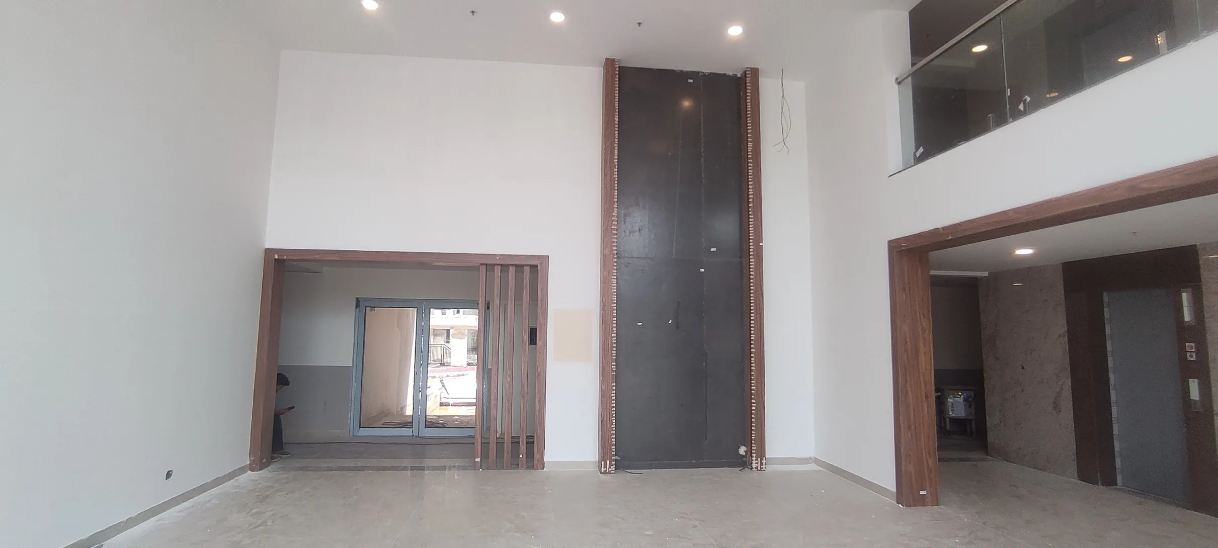 TOWERS DEF | ENTRANCE LOBBIES.
