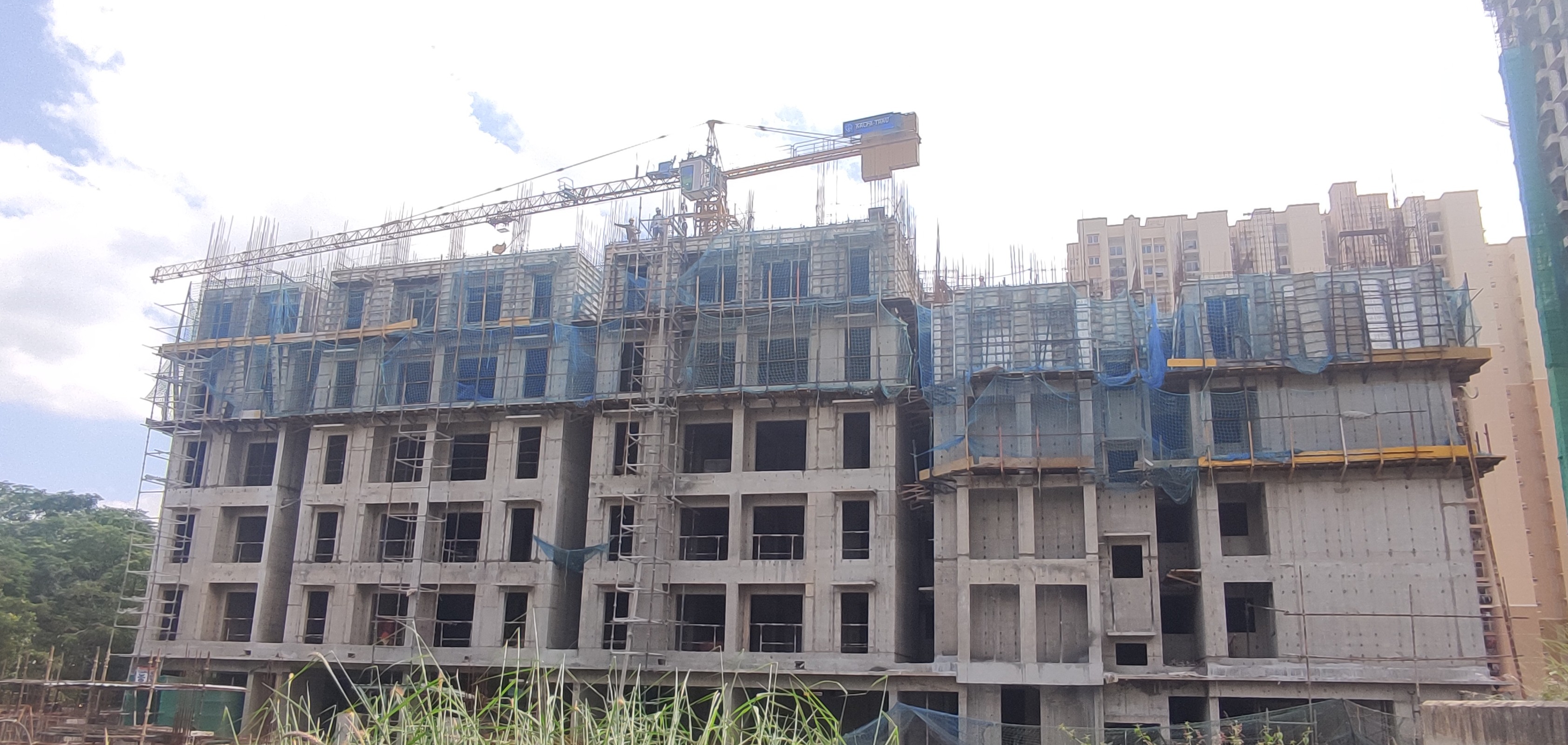 Brigade El Dorado - Cobalt - Wing A - Milestone Release -"On casting of Fifth floor slab'  - Status as on 31st