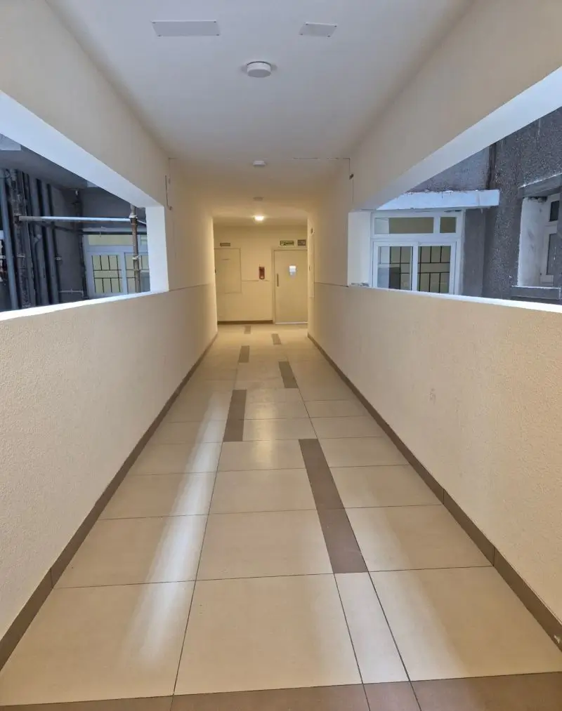 IVORY PHASE 1 G TOWER CORRIDORS