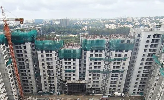 Tower-H and I Tenth floor slab Completed