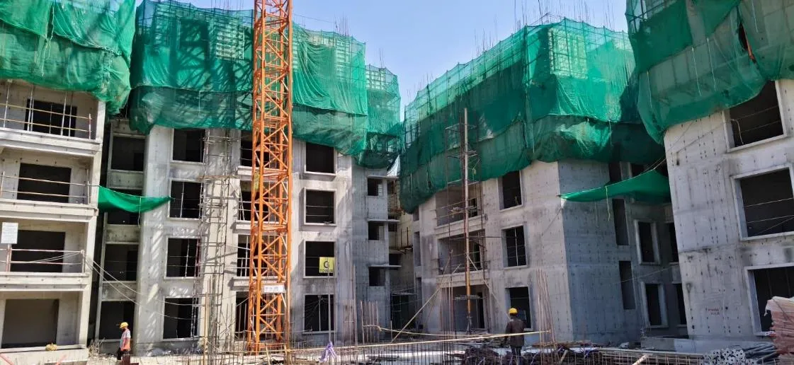 TOWER – G: Third floor slab completed, Fourth floor work in progress