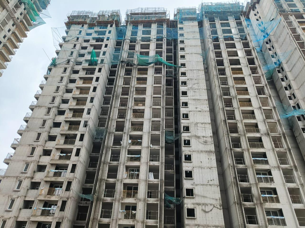 Twenty First and Twenty Second floor shuttering & reinforcement work is in progress
