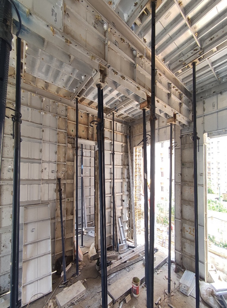 Wing C – First floor slab Aluminium