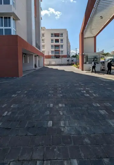 1 ACRE – DRIVEWAY FINISHING WORK