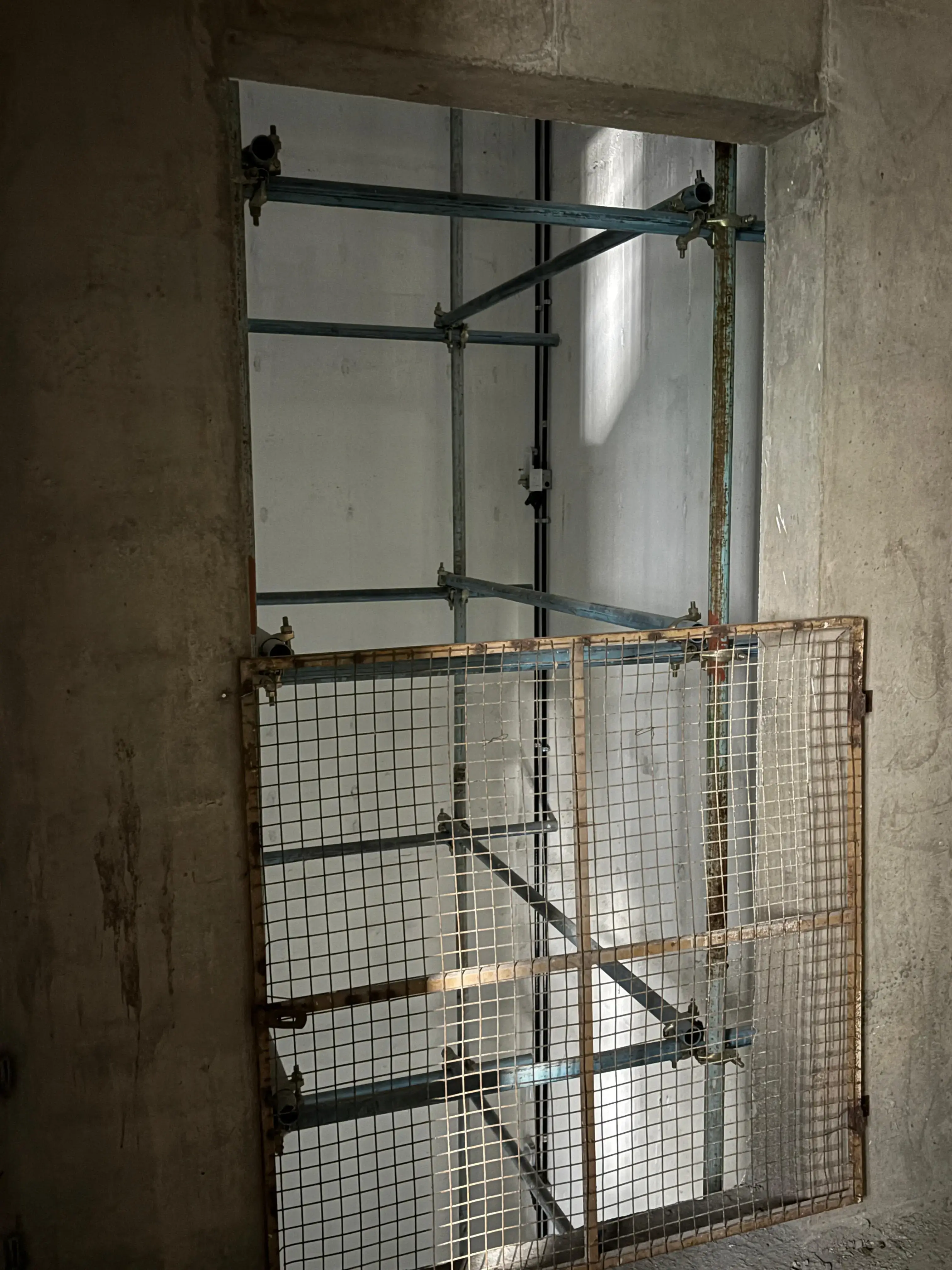 Brigade El Dorado - Aurum - Wing B - Milestone Release -"On Commencement Installation of Lift" - Status as on 26th