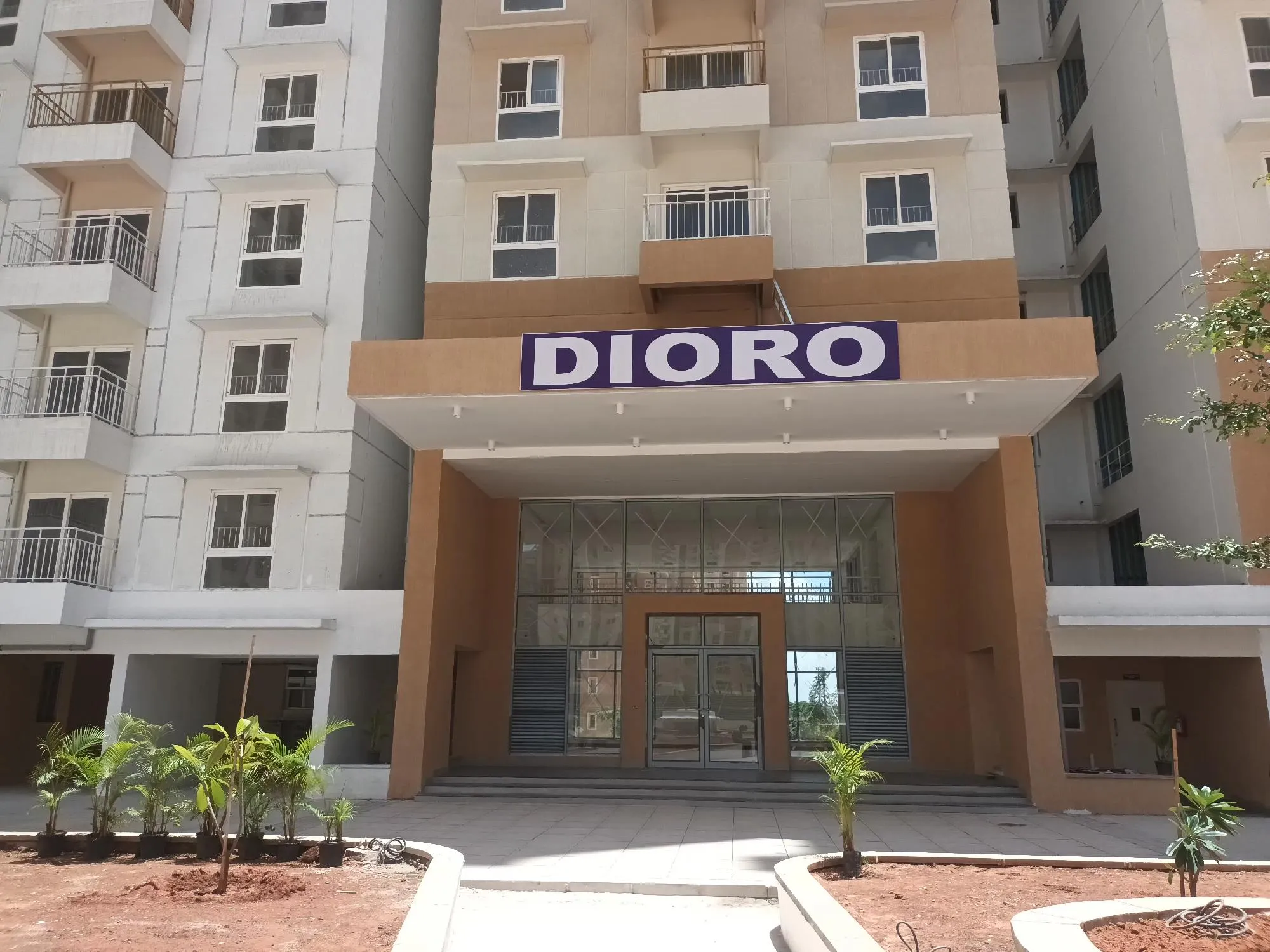 BRIGADE EL DORADO – DIORO Entrance