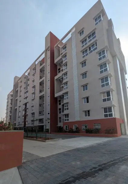 A & B BLOCK – EAST SIDE ELEVATION