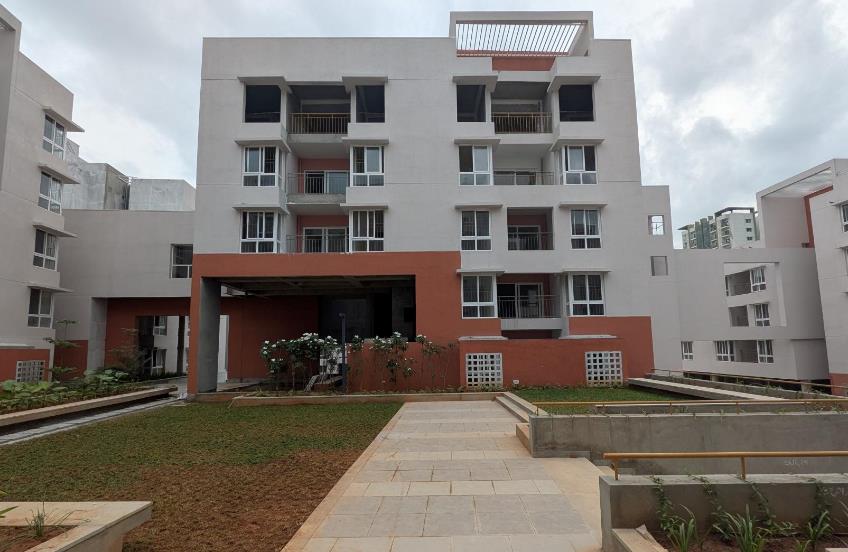 N Block External paint work in progress. Terrace clay tile finishing completed. Basement VDF completed. Common area (Lift lobby and staircase) finishing work in progress. Basement Painting work in progress.
