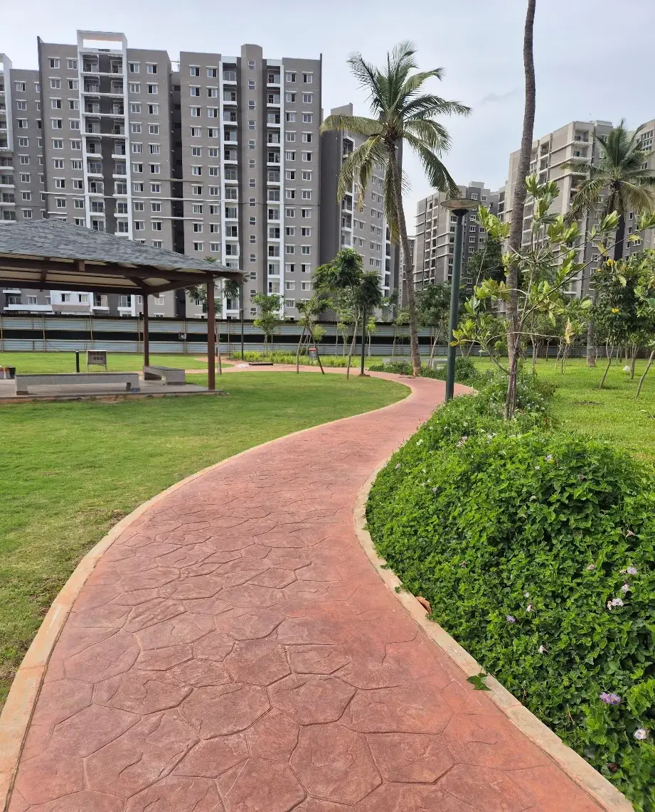 Pond, Amphitheatre & Jogging track