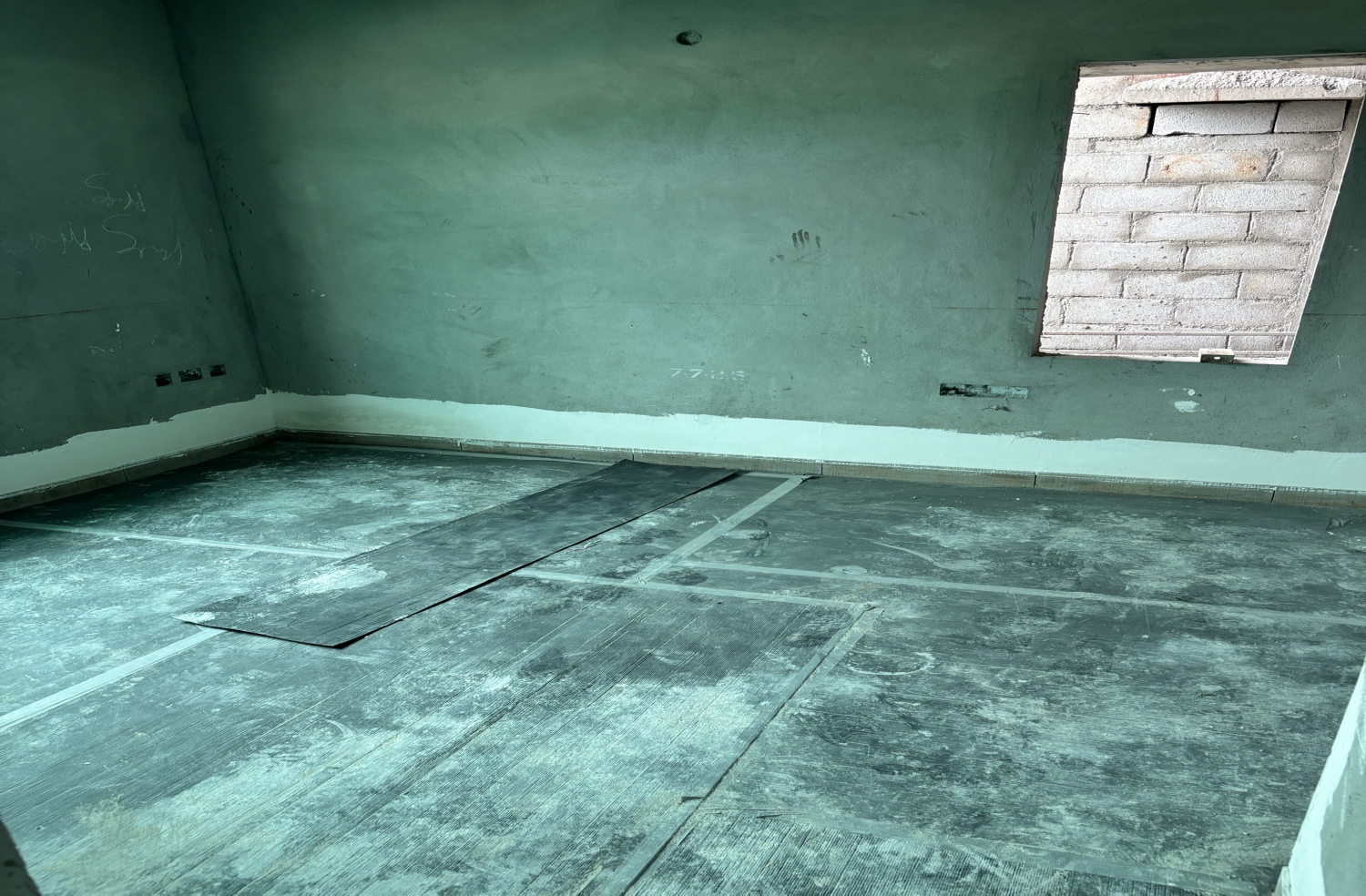 J block ground floor completion