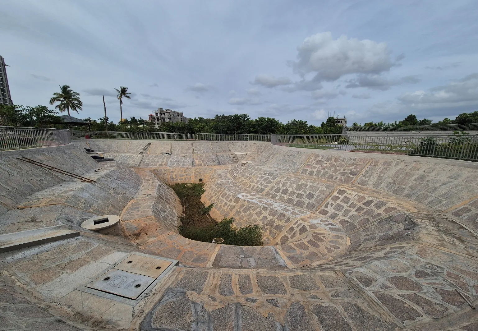 Pond, Amphitheatre & Jogging track