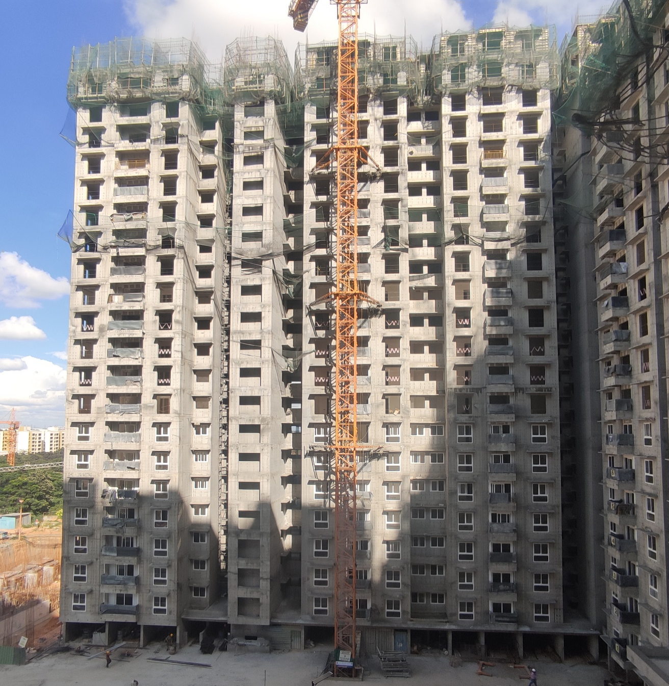 Wing C- 22nd  Floor slab shuttering WIP