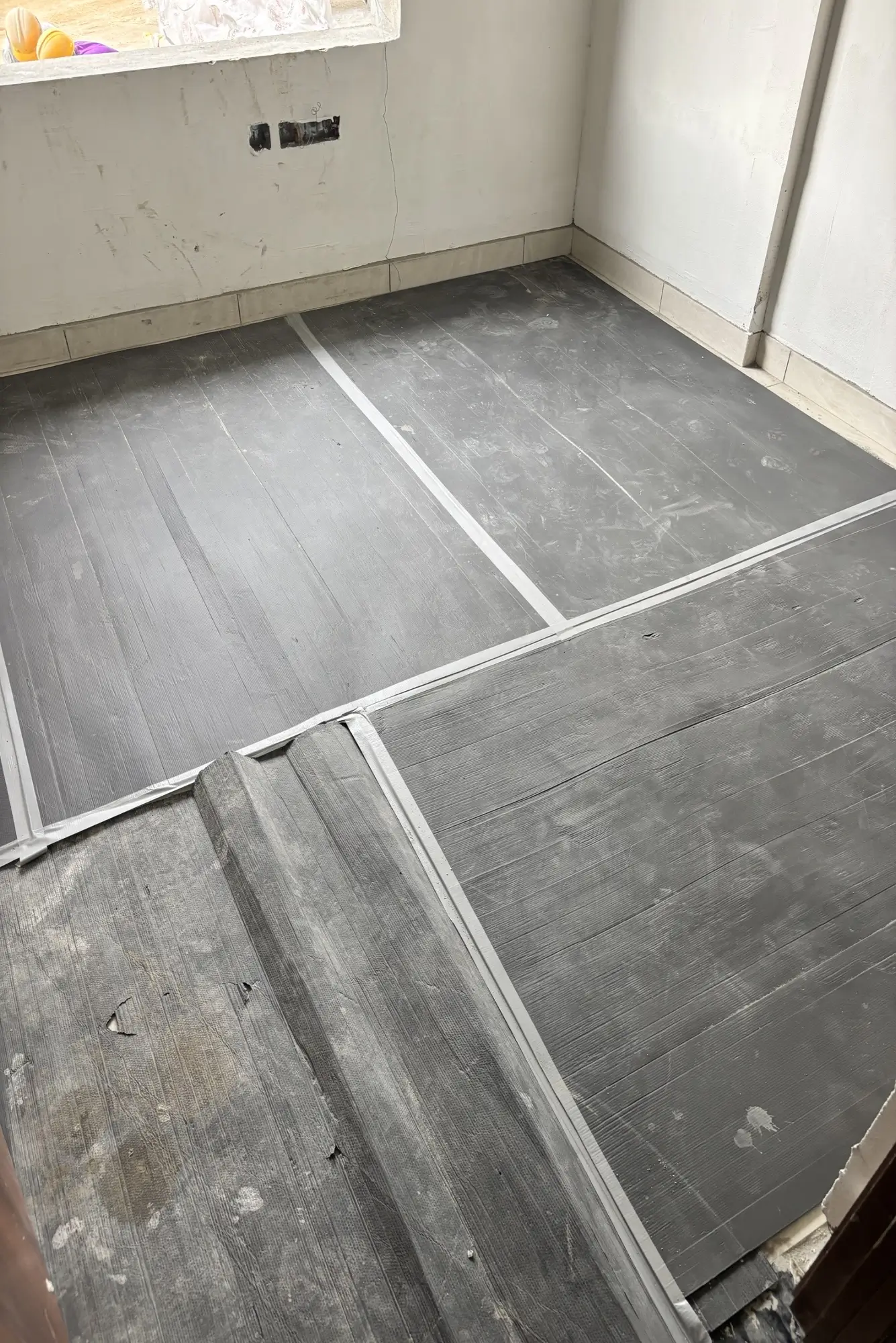 L block ground floor tiles completion