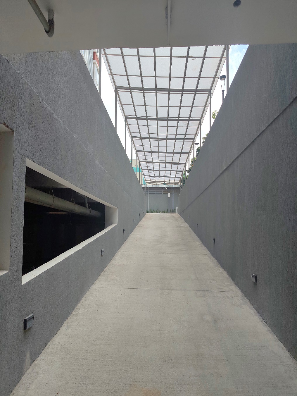 Entry & Exit ramp
