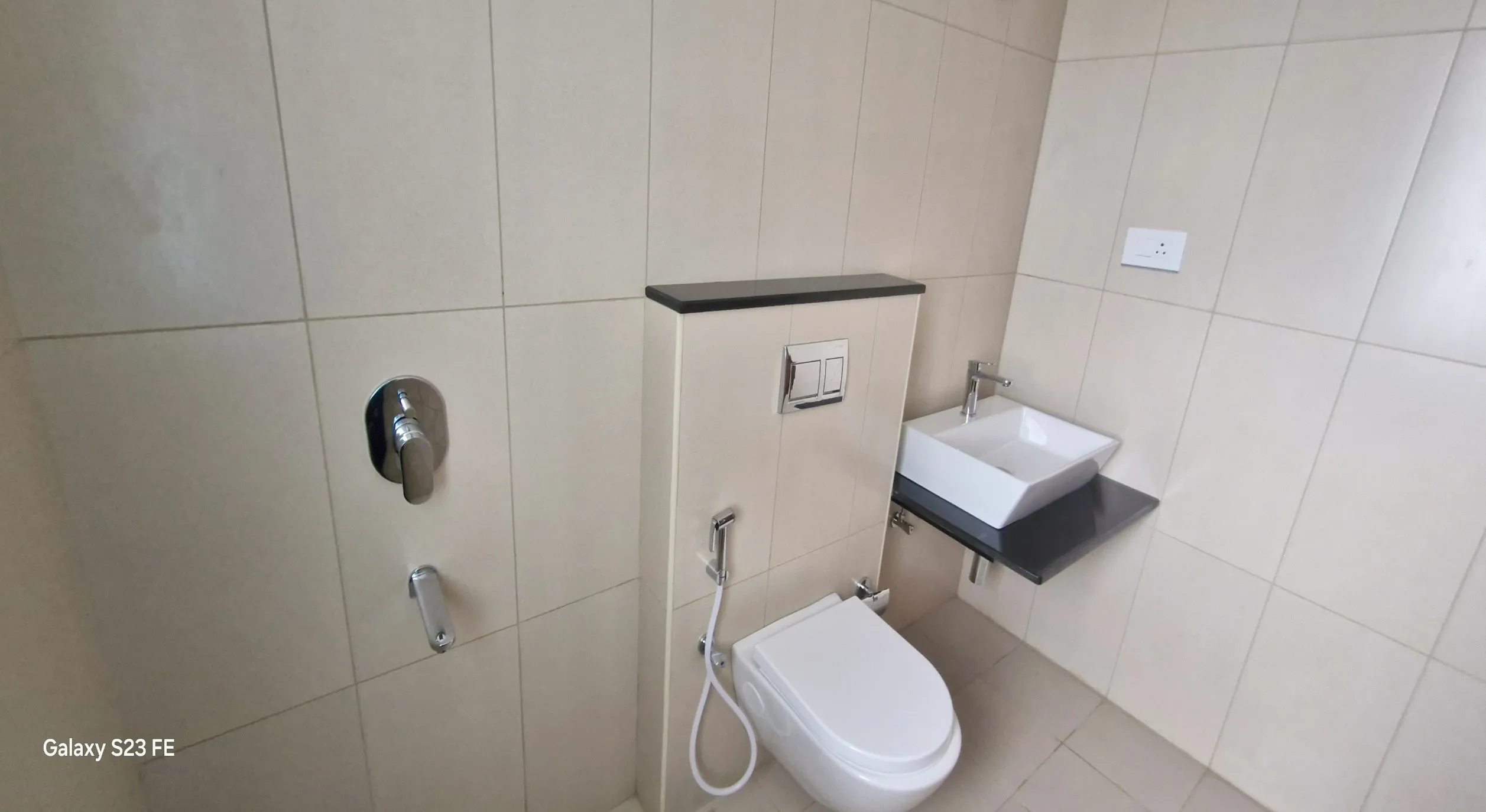 TOILET FIXTURES