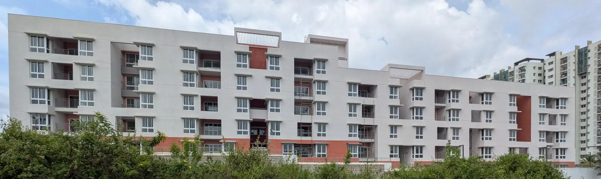 4 Acre – East Side,Southeast Elevation