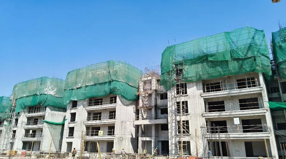 TOWER – F: Fifth floor slab completed