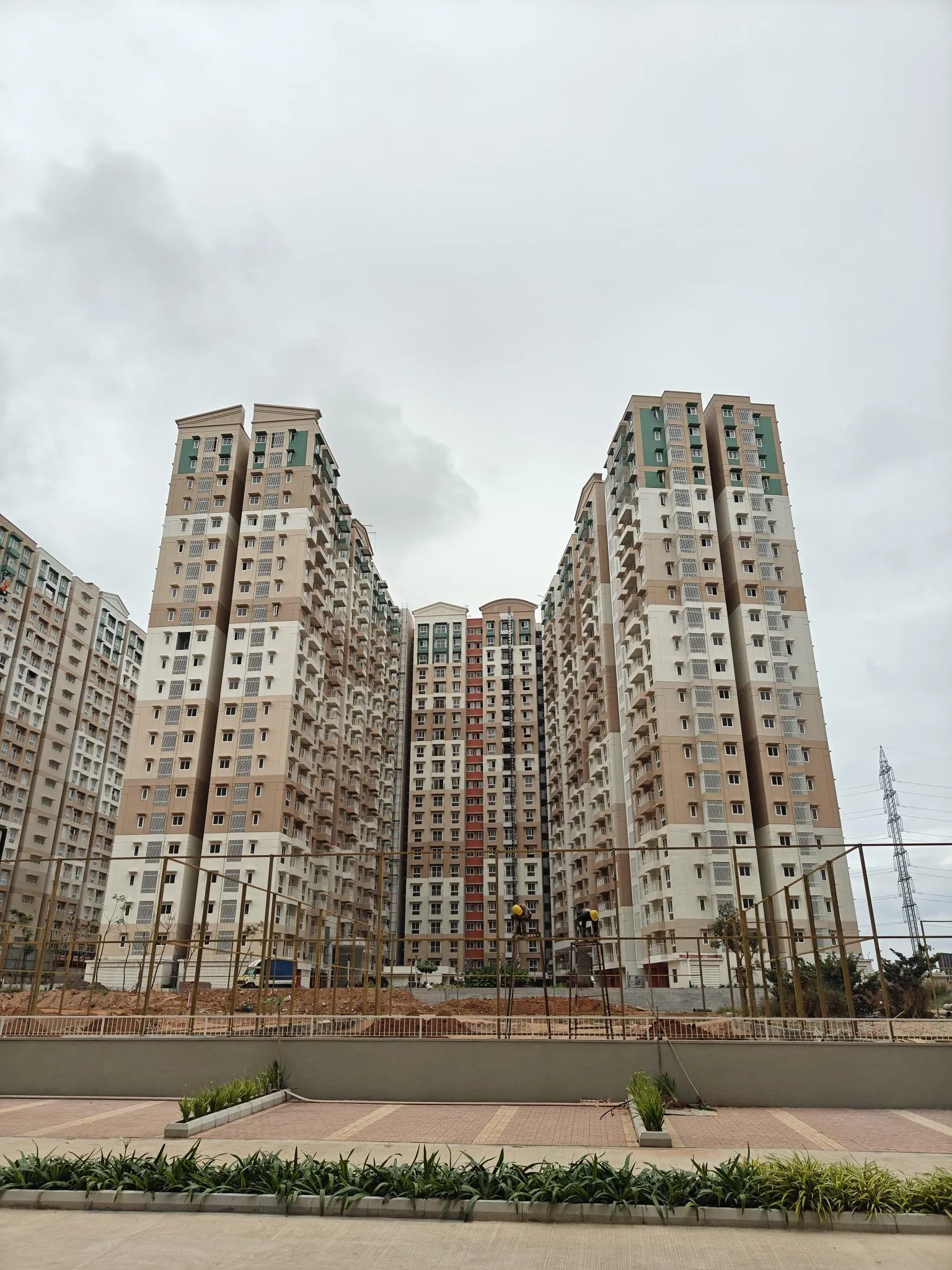 LUMINAIRE – Front View External painting Works