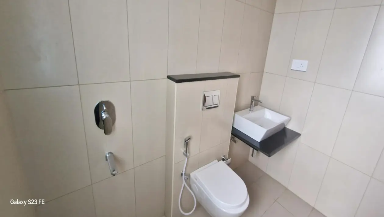 Toilet Fixtures