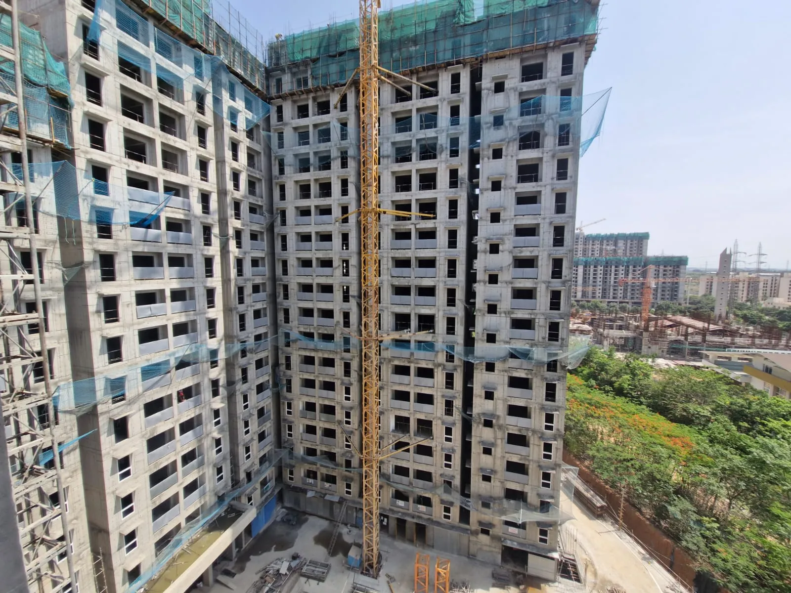 Wing A – 19th floor slab shuttering in progress