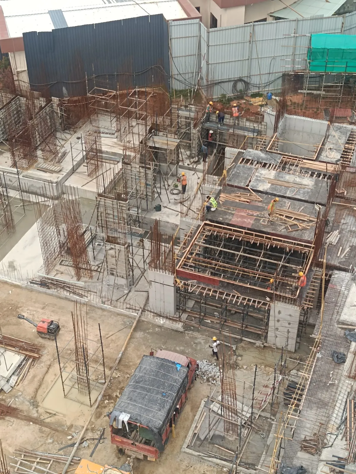 Tower B - Upper basement Column work in progress