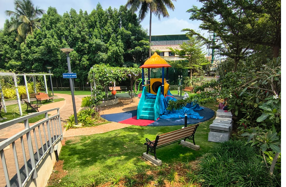 Swimming pool,Jogging track/walkway , kids play area,outdoor gym,meditation pavilion works are 100% completed.