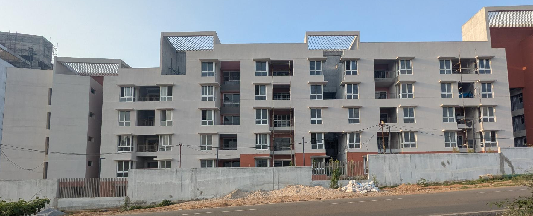 Q, P & O Block – Elevation