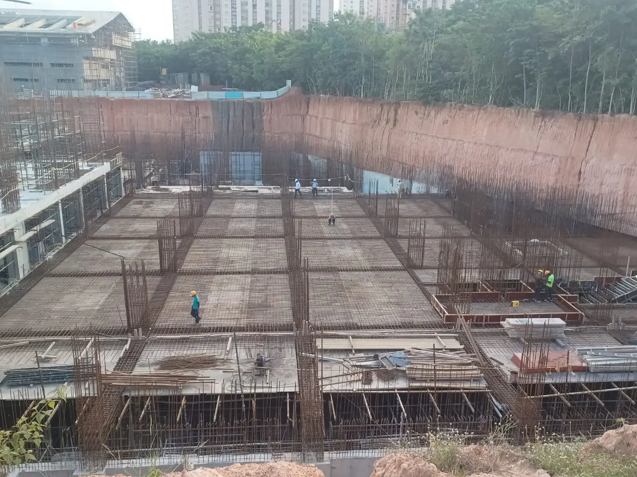 Hospital block – Basement 2 slab reinforcement work in progress