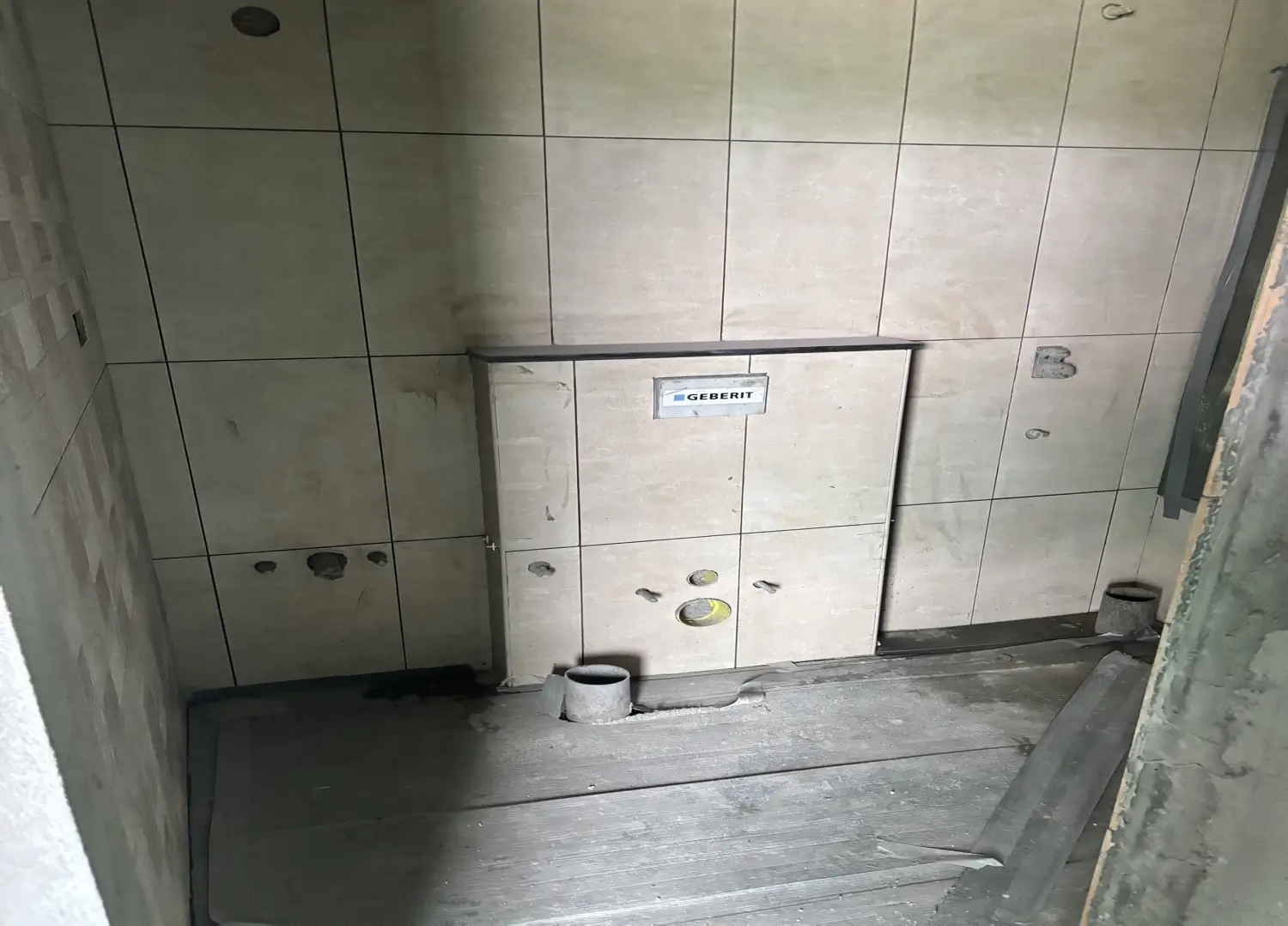 J block ground floor completion