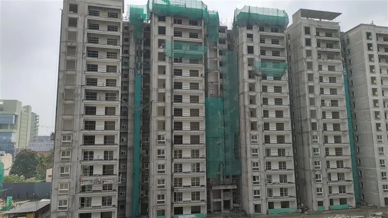 Tower E| Terrace slab completed & tiling in progress