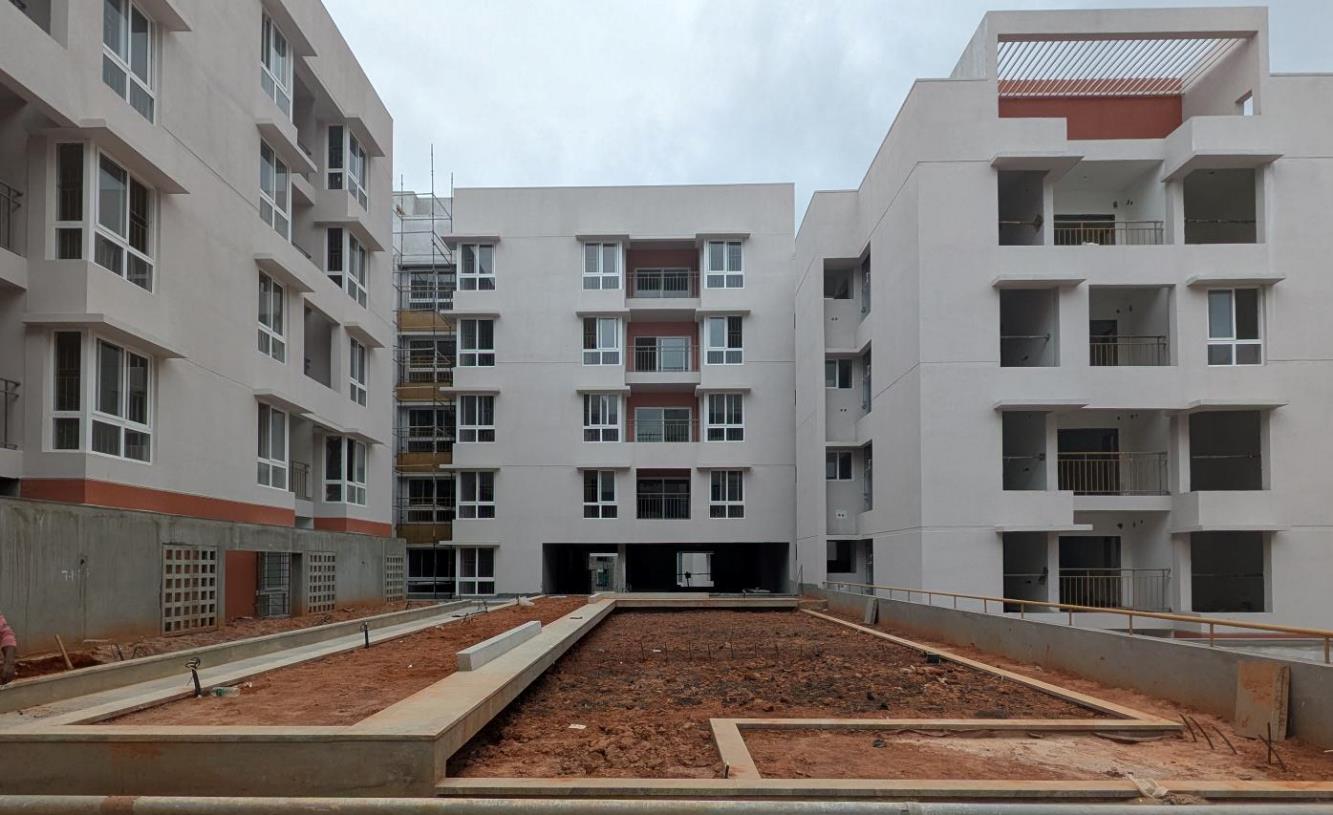 P Block Elevation