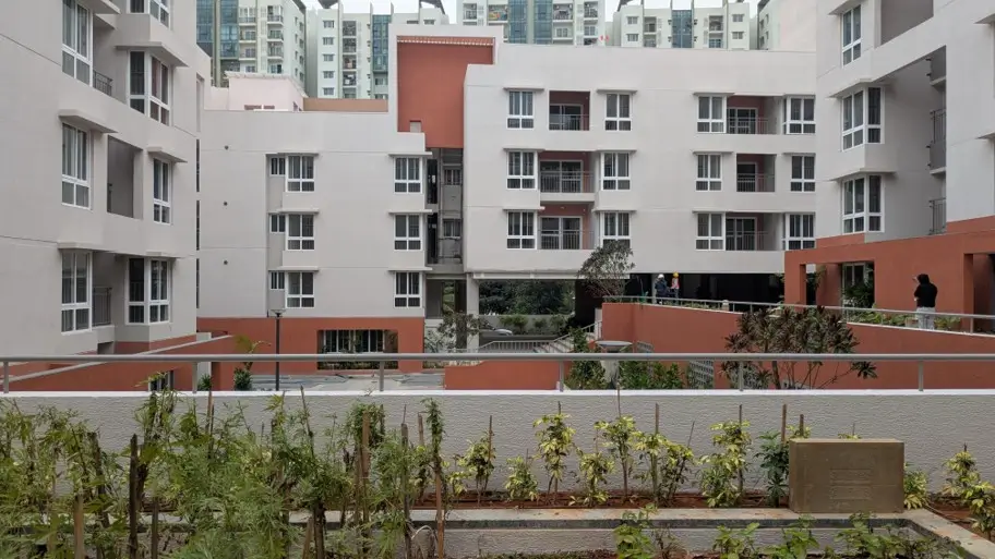 D & E Block – Elevation