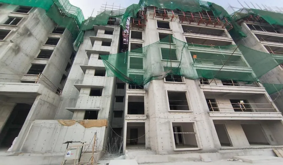 TOWER – F: Seventh floor slab completed, Eighth floor work in progress