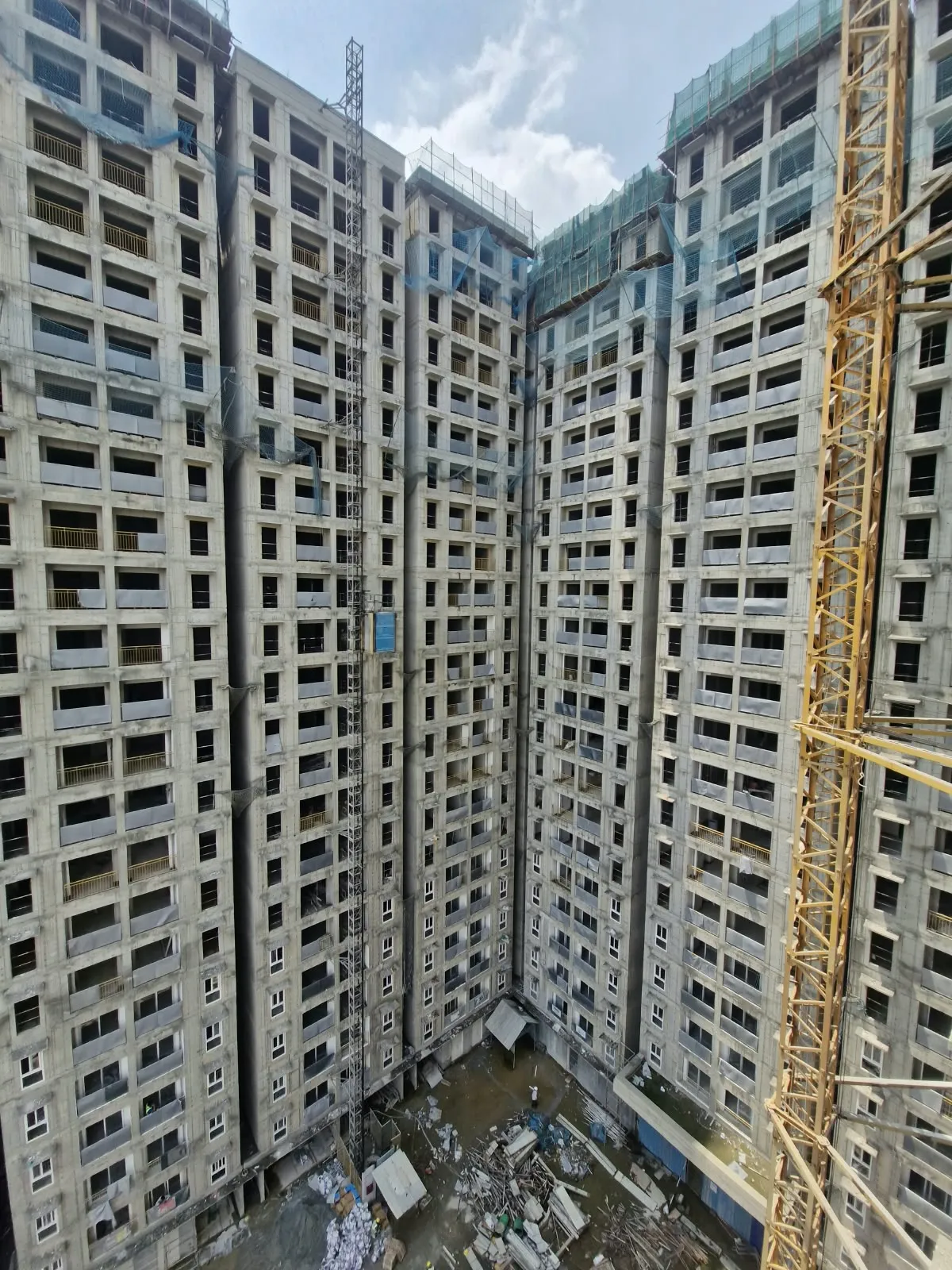 Wing B – Terrace slab shuttering  and above terrace works in progress