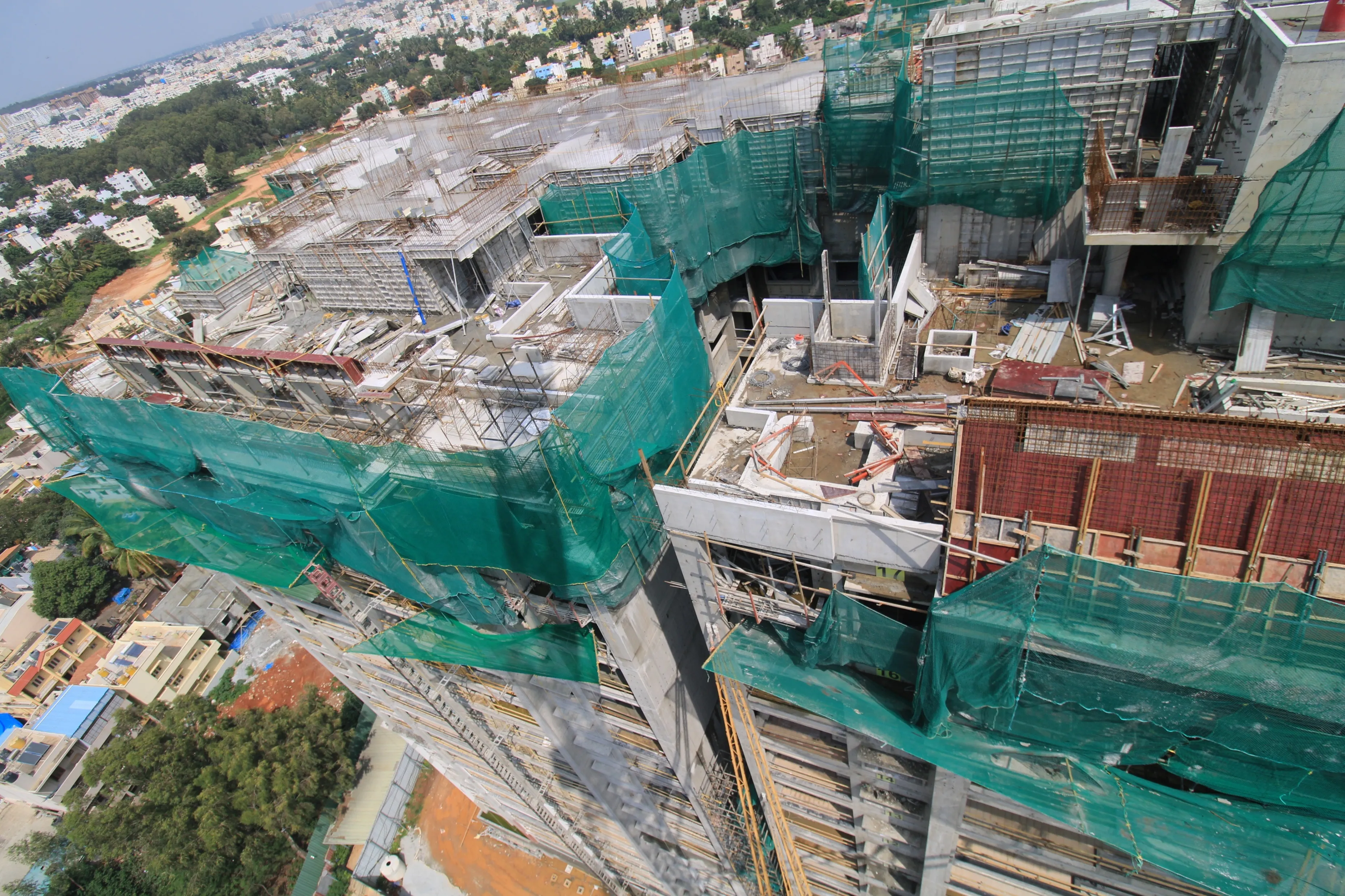 TOWER D - TERRACE FLOOR IN PROGRESS