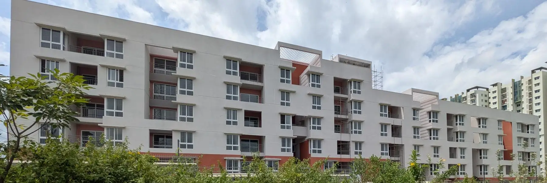 4 Acre – East Side,Southwest Elevation