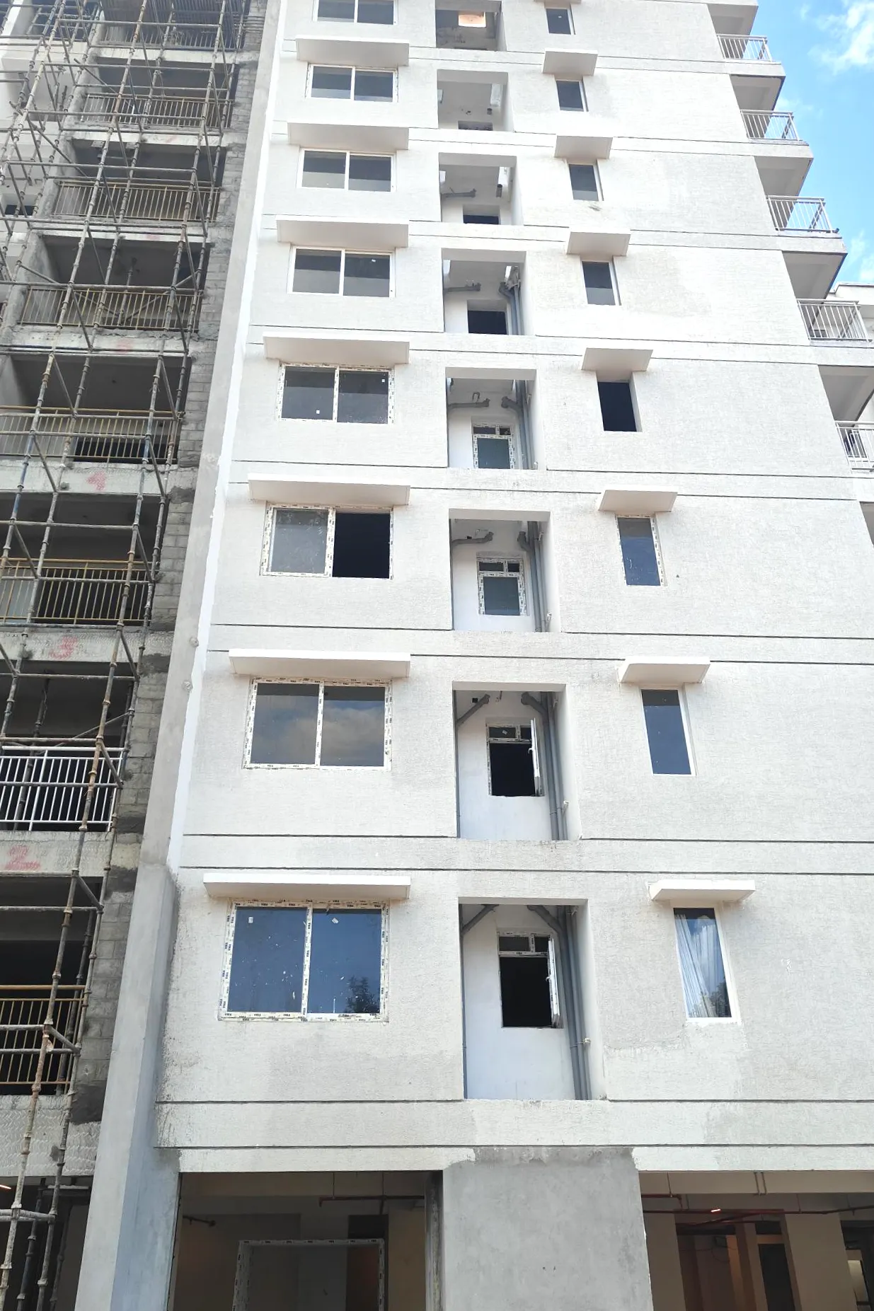 TOWER A & B On Commencement of fixing windows (6F-8F)