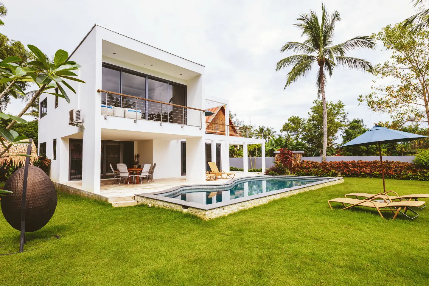 Why Villa Staycations Near Bangalore Are the New Weekend Escape